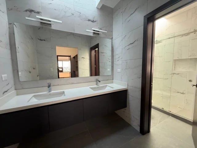 Casa en alquiler zona 16 — Casa en Alquiler en Zona 16, Guatemala, Ciudad — foto 11 de 12