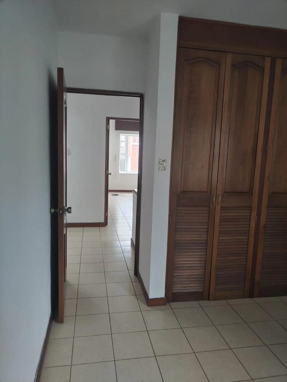 Casa en venta Zona 16 / PRC — Casa en Venta en Zona 16, Guatemala, Ciudad — foto 5 de 7
