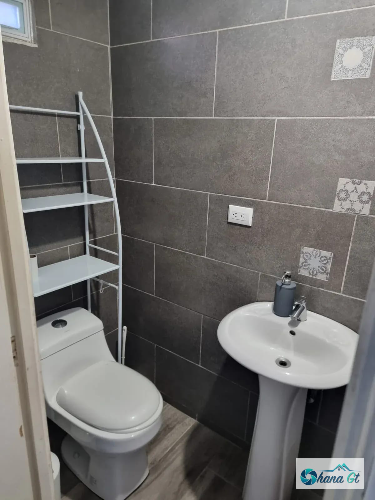 CASA EN VENTA, INGRESO POR KM 16.5 CAES — Casa en Venta en Carretera a El Salvador, Guatemala, Ciudad — foto 14 de 16