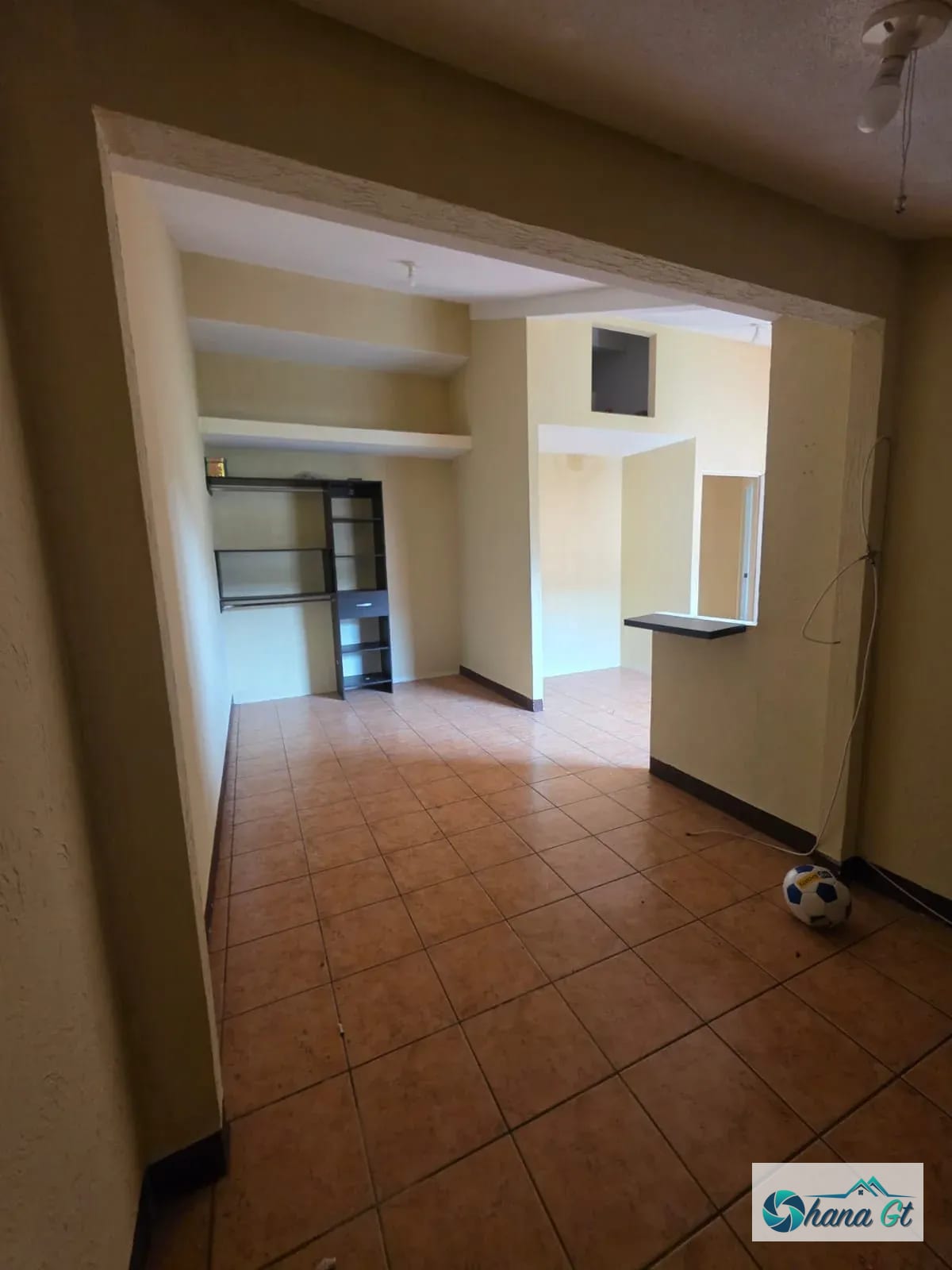 CASA EN VENTA, INGRESO POR KM 16.5 CAES — Casa en Venta en Carretera a El Salvador, Guatemala, Ciudad — foto 2 de 16