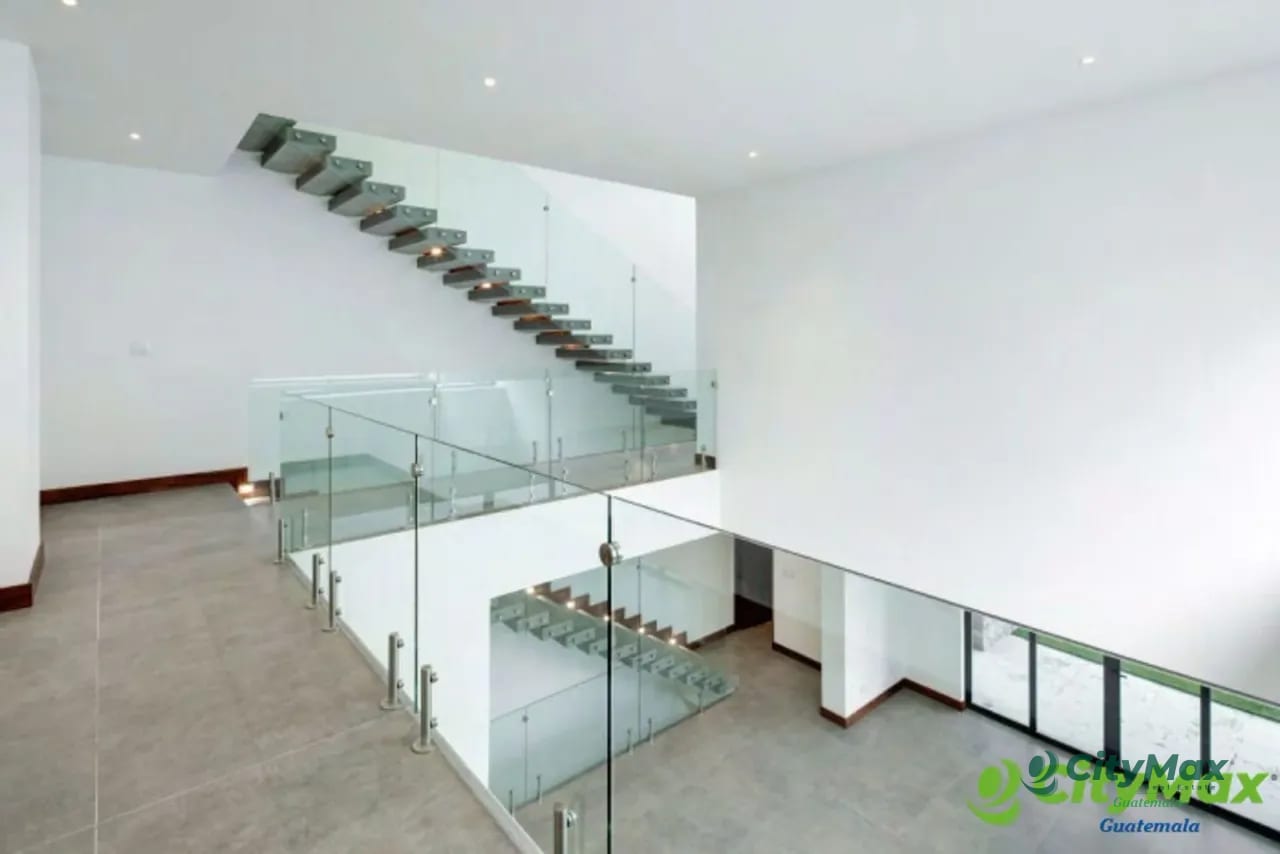 En venta Lujosa Casa en la zona 16 El Pulte — Casa en Venta en El Pulté, Zona 16, Guatemala, Ciudad — foto 2 de 6