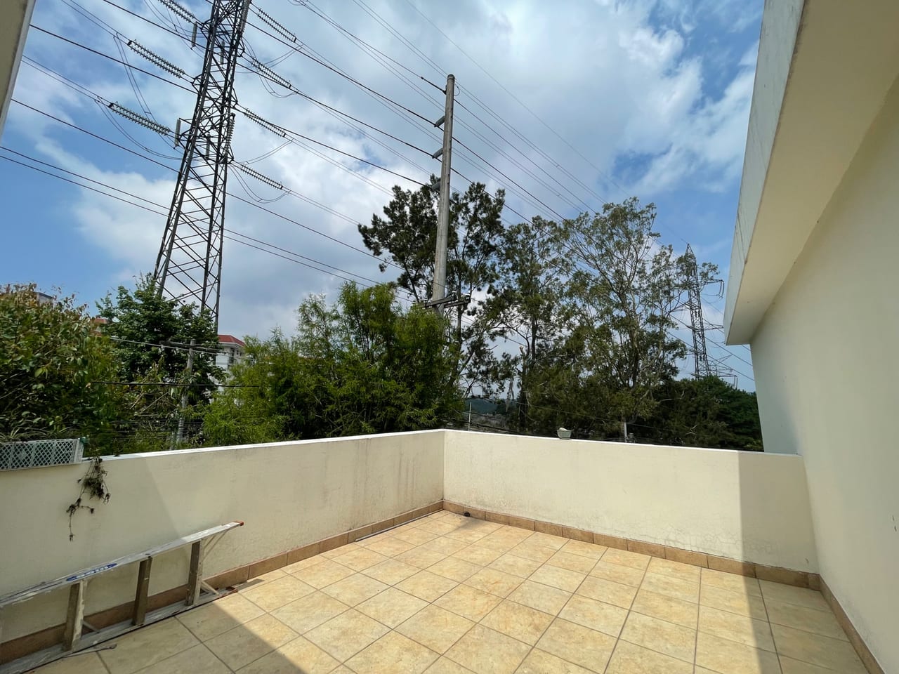 🏡 Casa Exclusiva en San Antonio CES Km.16 | 400m² y Dormitorio en 1er Nivel — Casa en Venta en San Antonio, Carretera a El Salvador, Guatemala, Ciudad — foto 10 de 10