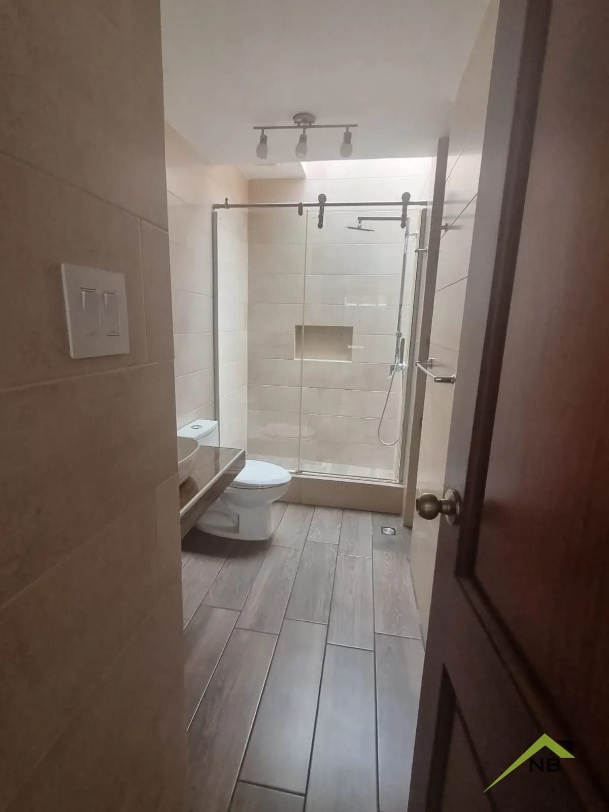 Casa de 3 niveles en Renta Elgin Zona 13 — Casa en Alquiler en Elgin, Zona 13, Guatemala, Ciudad — foto 13 de 16