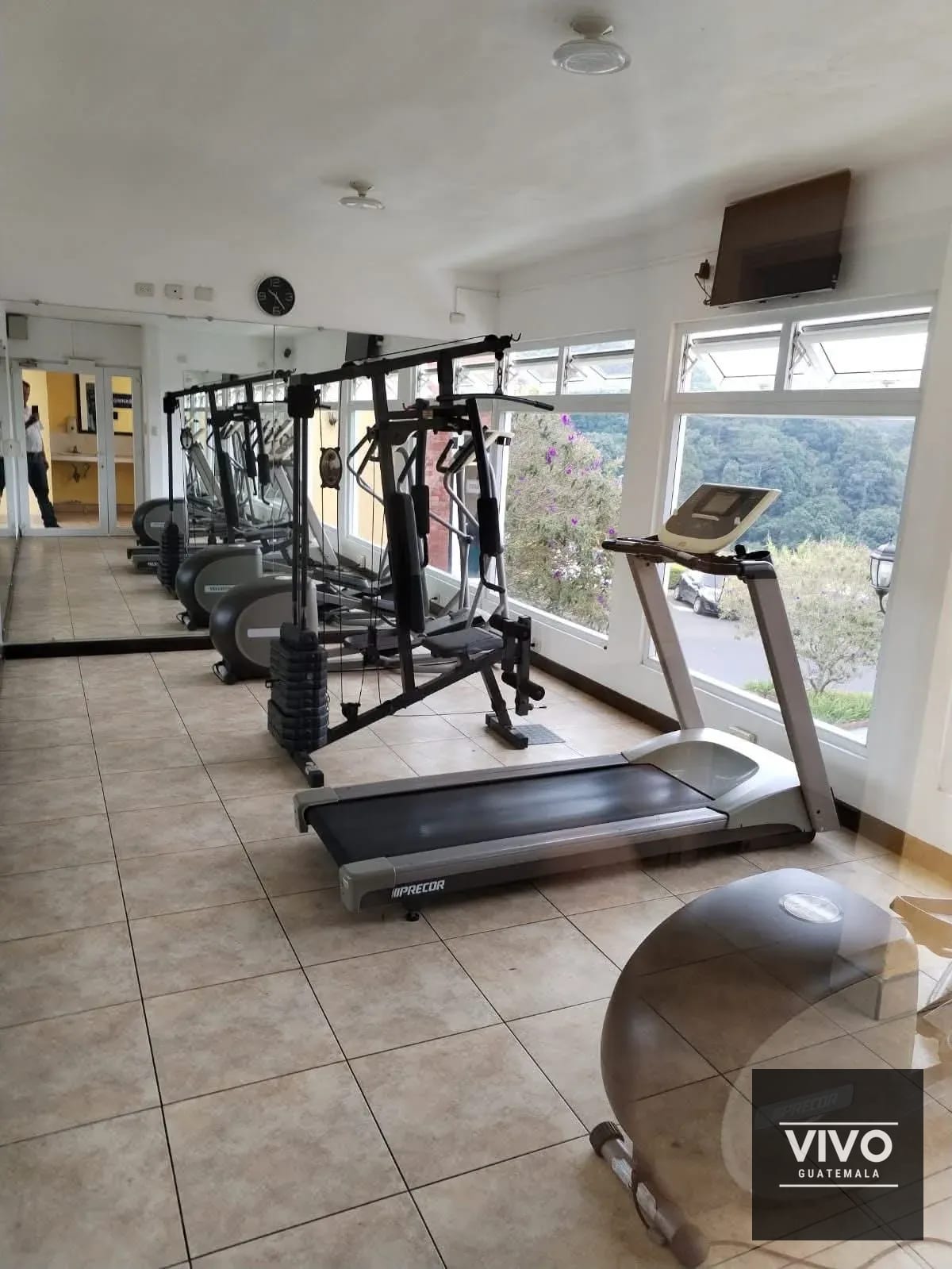 Se renta casa amoblada – Bosques de Arrazola, CAES Km 18.5 — Casa en Alquiler en Bosques de Arrazola, Carretera a El Salvador, Guatemala, Ciudad — foto 15 de 17
