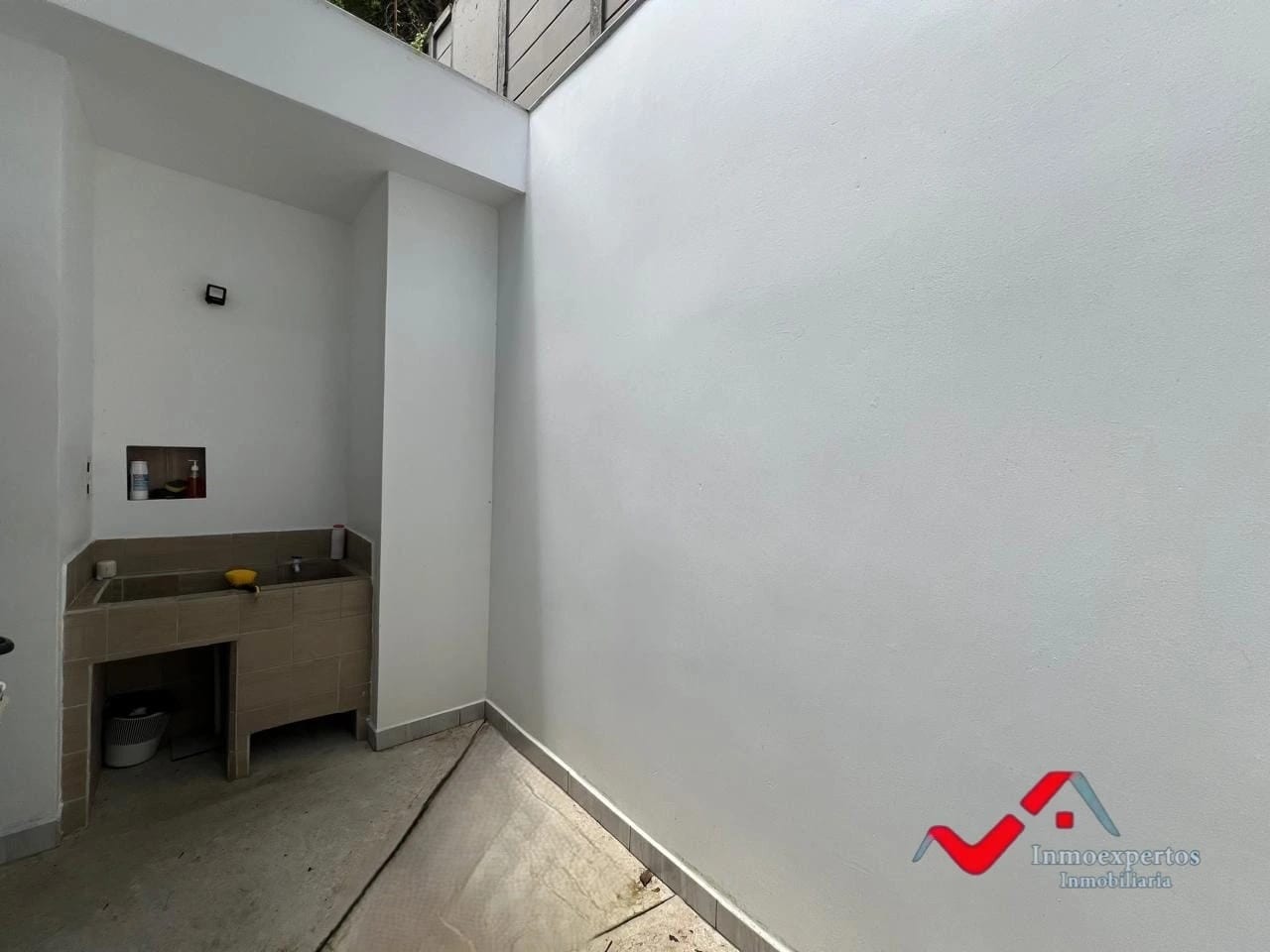 CASA EN VENTA EN ZONA 16 — Casa en Venta en Zona 16, Guatemala, Ciudad — foto 6 de 17