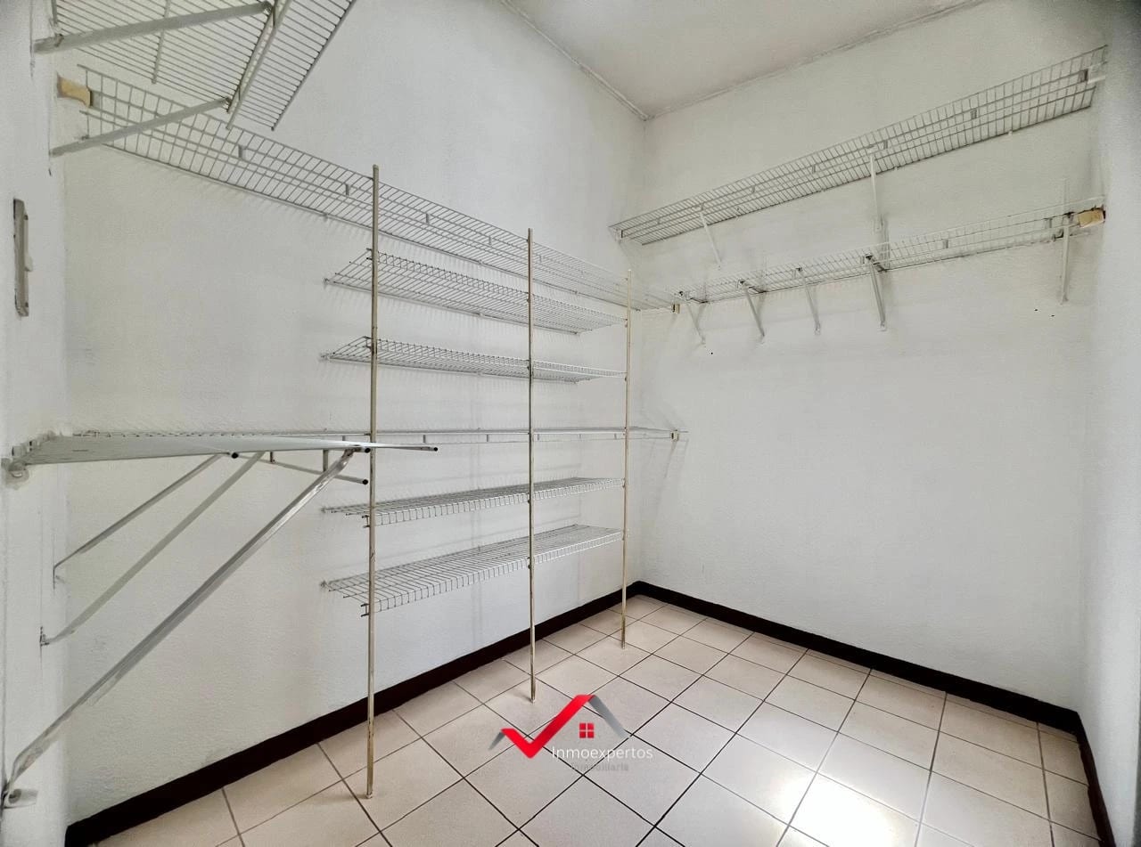 CASA EN VENTA EN FRAIJANES KM 27 — Casa en Venta en Carretera a El Salvador, Guatemala, Ciudad — foto 8 de 14