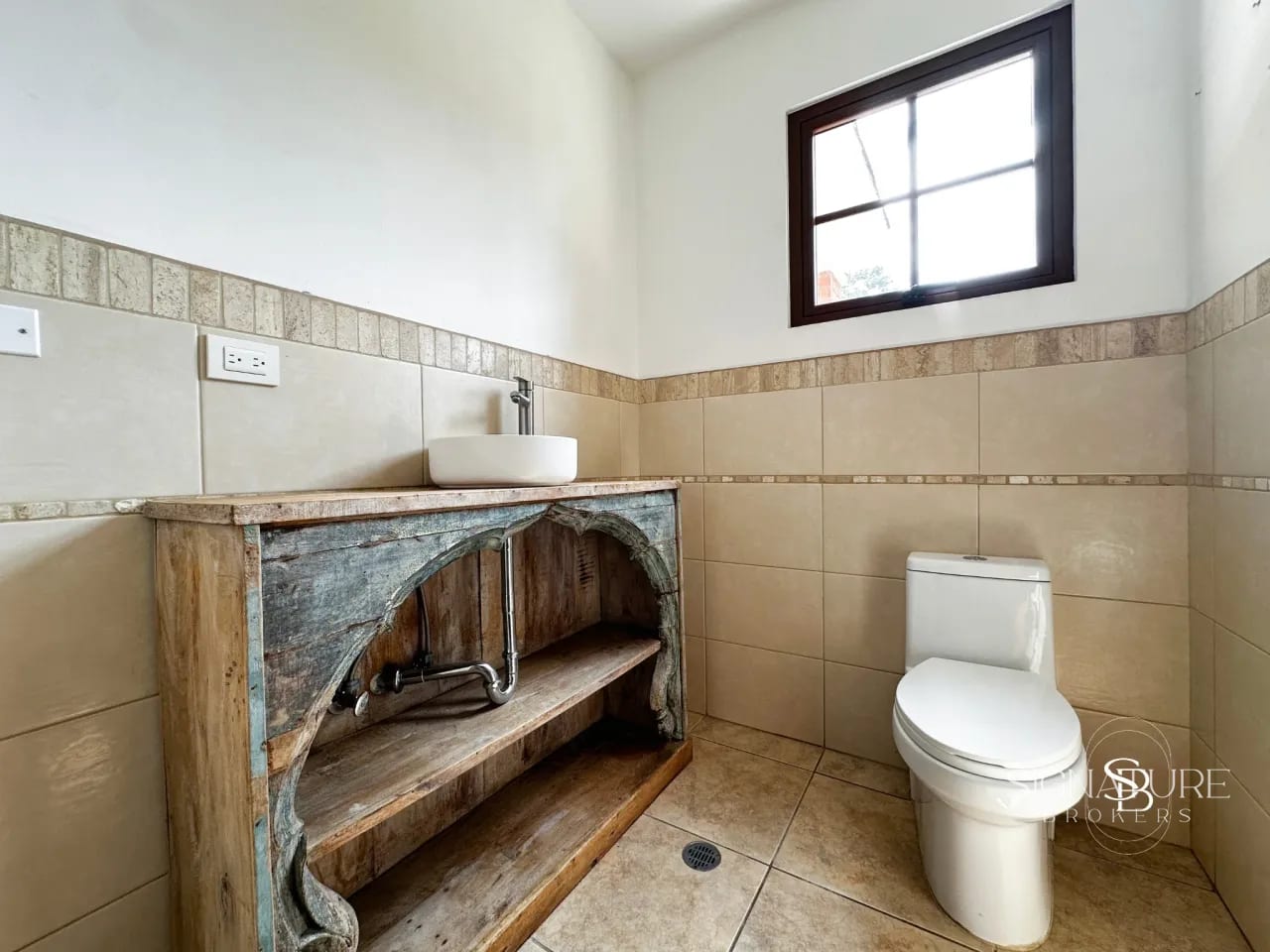 Casa en Venta - Puerta Grande, Km 14 CES — Casa en Venta en Puerta Grande, Carretera a El Salvador, Guatemala, Ciudad — foto 5 de 13