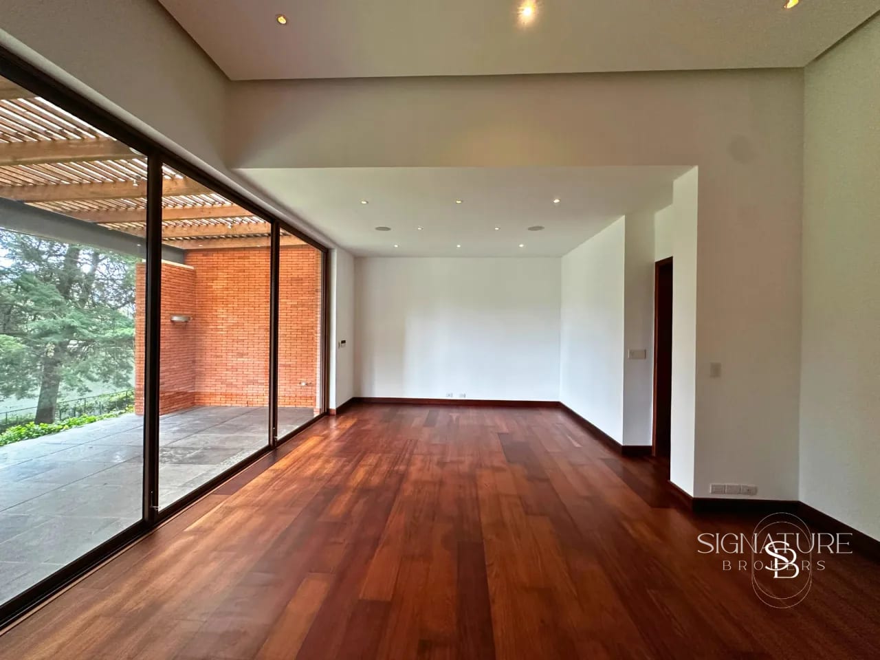Casa en Venta - Condominio Premiere Campestre, Km. 22.5 CES — Casa en Venta en Pradera Concepción, Carretera a El Salvador, Guatemala, Ciudad — foto 3 de 10