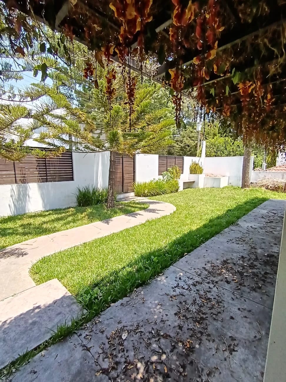 Casa en venta - Residenciales San Antonio Km.16.5 CAES — Casa en Venta en Carretera a El Salvador, Guatemala, Ciudad — foto 1 de 16