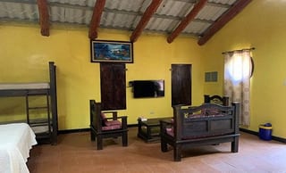 Hotel en venta con acceso al Lago  — Casa en Venta en Tzununa, Sololá — miniatura 8 de 8