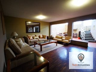 Casa en Renta en zona 4 para oficinas o vivienda — Casa en Alquiler en Zona 4, Guatemala, Ciudad — miniatura 1 de 7