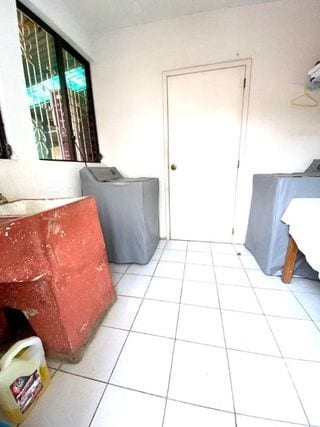 VENDO CASA ZONA 6, MIXCO,  ALAMEDAS DE YUMAR II    MI01-V-214 — Casa en Venta en Zona 6 Mixco, Guatemala, Ciudad — miniatura 8 de 16