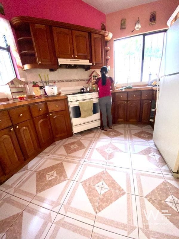 VENDO CASA ZONA 6, MIXCO,  ALAMEDAS DE YUMAR II    MI01-V-214 — Casa en Venta en Zona 6 Mixco, Guatemala, Ciudad — foto 12 de 16