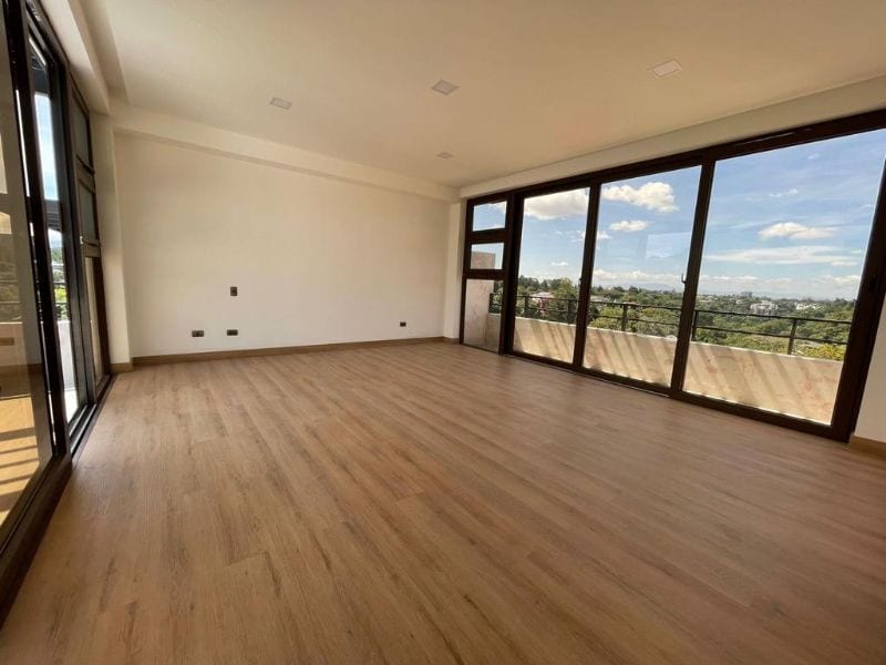 MODERNA CASA EN VENTA | ZONA 15, Colonia La Isla — Casa en Venta en El Maestro II, Zona 15, Guatemala, Ciudad — foto 10 de 17