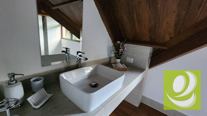 VENDO CASA EN CONDOMINIO ENTRADA A SAN MIGUEL DUEÑAS SACATEPEQUEZ — Casa en Venta en Antigua, Sacatepéquez — foto 2 de 15