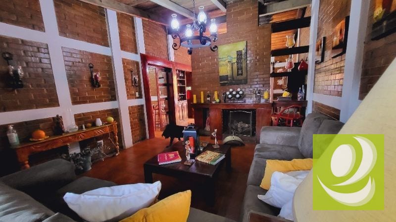 CASA COMERCIAL EN VENTA CERCANA A LA ROOSEVELT ZONA 2 DE MIXCO — Casa en Venta en Zona 2 Mixco, Guatemala, Ciudad — foto 3 de 7