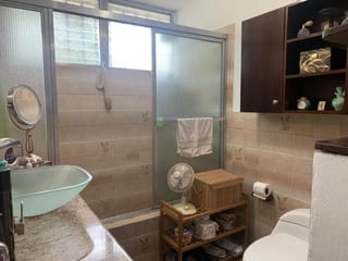 LINDA CASA EN JARDINES DE LA ASUNCION SUR ZONA 5 fuera de garita — Casa en Venta en Jardines de La Asunción, Zona 5, Guatemala, Ciudad — miniatura 5 de 16