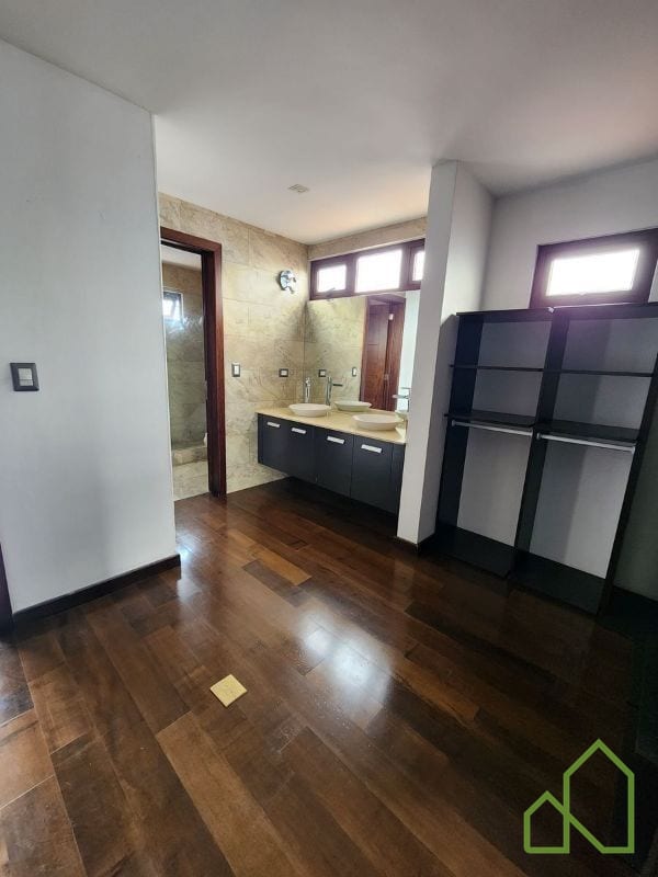 Casa en Venta a 5 minutos de Pradera zona 10 — Casa en Venta en Santa Catarina Pinula, Guatemala, Ciudad — foto 9 de 15
