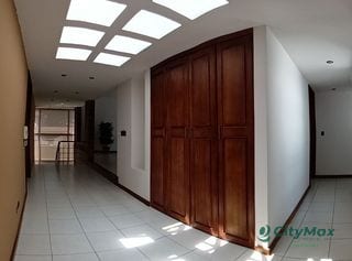 Casa Residencial en Venta en Zona 16 Kanajuyú II — Casa en Venta en Zona 16, Guatemala, Ciudad — miniatura 7 de 16