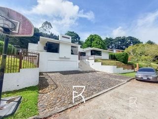 Casa, San Francisco Javier, km 16.5 Carretera a El Salvador — Casa en Venta en Carretera a El Salvador, Guatemala, Ciudad — miniatura 2 de 9