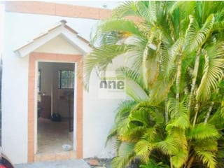 Iztapa Escuintla Alquilo casa de 2 niveles  — Casa en Alquiler en Iztapa, Escuintla — miniatura 1 de 3