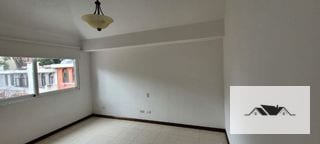 EN RENTA CASA ZONA 14 LA CAÑADA 325 mts2 — Casa en Alquiler en La Cañada, Zona 14, Guatemala, Ciudad — miniatura 7 de 17
