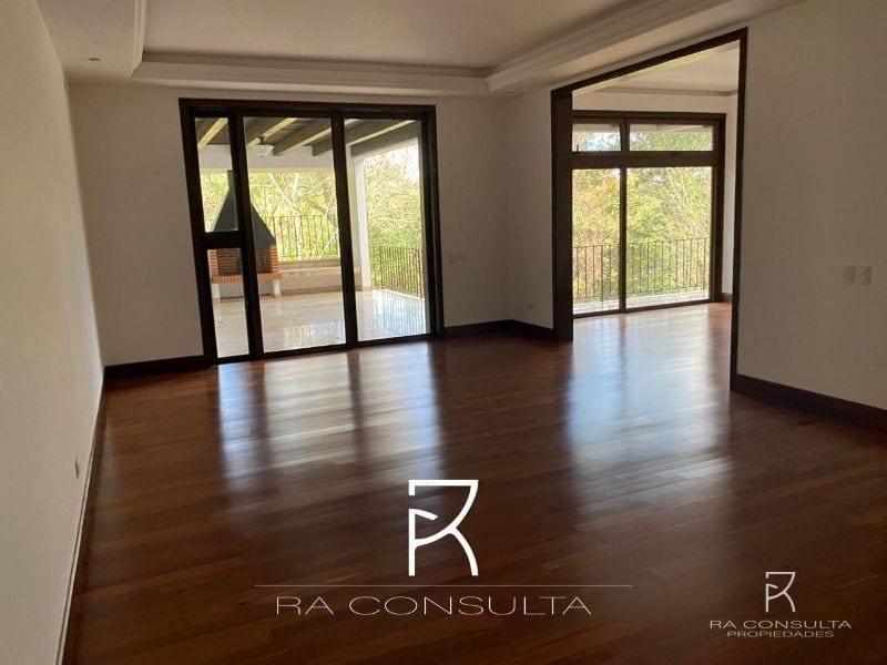 Venta Linda Casa en Encinos de Cayala Zona 16 — Casa en Venta en Encinos de Cayala, Zona 16, Guatemala, Ciudad — foto 3 de 6