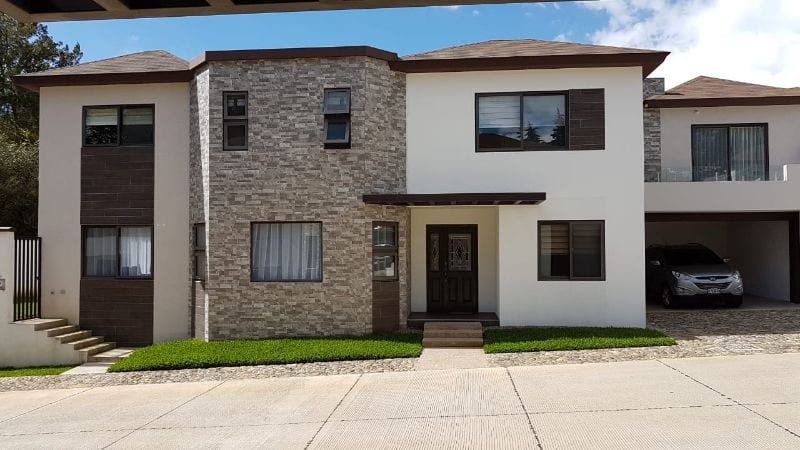 Hermosa Casa en San Antonio Km. 16.5 CES en Venta — Casa en Venta en San Antonio, Carretera a El Salvador, Guatemala, Ciudad — foto 1 de 8