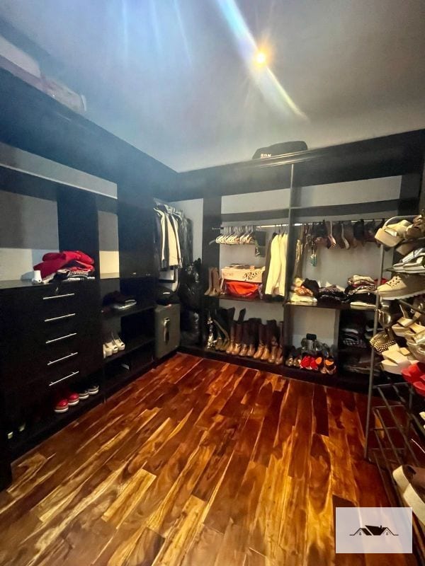 VENDO/RENTO CASA AMUEBLADA EN KM 14.5 CARRETERA AL SALVADOR CONDOMINIO LA ESPAÑOLA — Casa en Venta en km 11-15, Carretera a El Salvador, Guatemala, Ciudad — foto 16 de 17