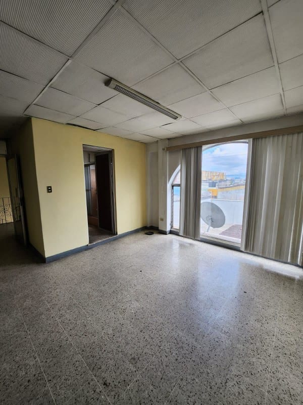 Propiedad en Calzada Roosevelt, Zona 2 de Mixco — Casa en Venta en Zona 2 Mixco, Guatemala, Ciudad — foto 2 de 5