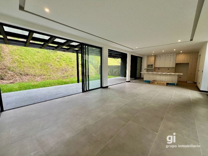 Hermosa Casa en Venta en San Miguel Buenavista — Casa en Venta en Santa Catarina Pinula, Guatemala, Ciudad — foto 12 de 17