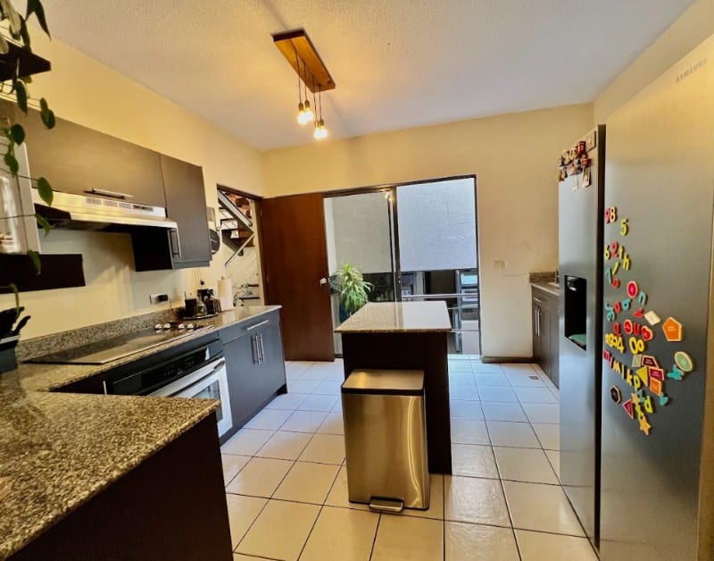 Casa en VENTA en Carretera a Muxbal — Casa en Venta en Carretera a El Salvador, Guatemala, Ciudad — foto 4 de 9