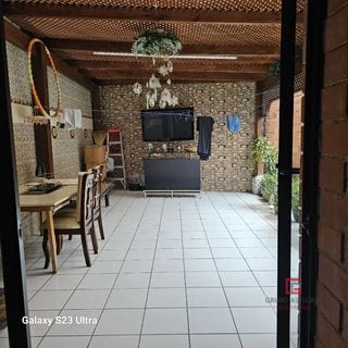 Moderna casa en venta en Jardines de Las Dalias zona 3, Mixco — Casa en Venta en Zona 3 Mixco, Guatemala, Ciudad — miniatura 6 de 17