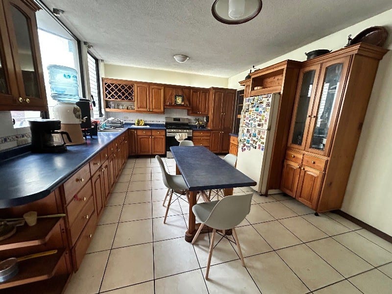 Casa en venta Las Charcas zona 11 — Casa en Venta en Zona 11, Guatemala, Ciudad — foto 4 de 11