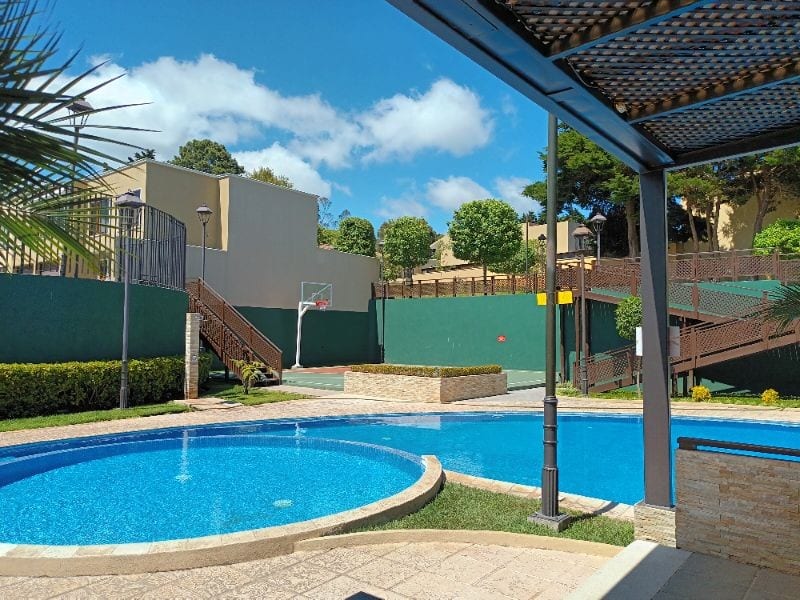 CASA EN VENTA CUMBRES DE LA ARBOLEDA KM 21.5 CAES — Casa en Venta en Cumbres de La Arboleda, Carretera a El Salvador, Guatemala, Ciudad — foto 6 de 13