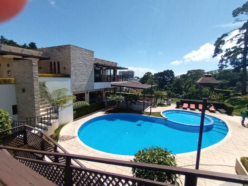 CASA EN VENTA CUMBRES DE LA ARBOLEDA KM 21.5 CAES — Casa en Venta en Cumbres de La Arboleda, Carretera a El Salvador, Guatemala, Ciudad — foto 9 de 13