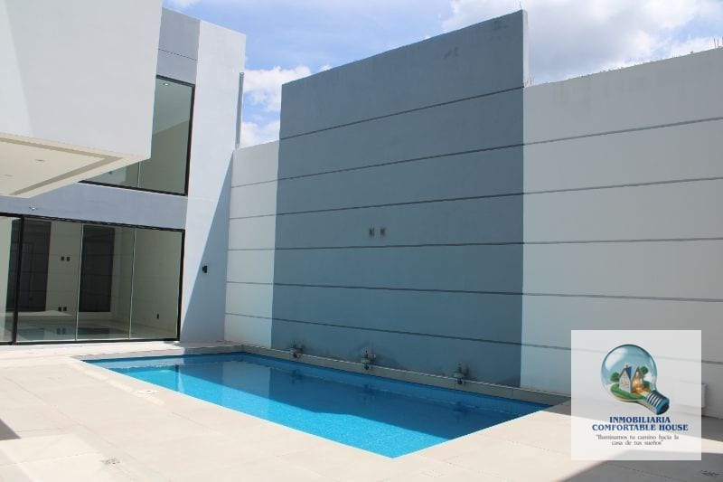 Casa Lujosa de 2 niveles cerca de Trigales Quetzaltenango — Casa en Venta en Quetzaltenango, Quetzaltenango — foto 9 de 15