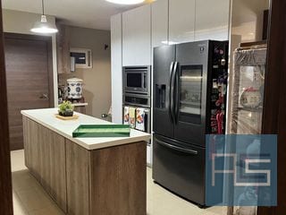 Amplia y moderna casa en Venta, Km 20.2 Carr a Fraijanes dentro de condominio — Casa en Venta en Fraijanes, Carretera a El Salvador, Guatemala, Ciudad — miniatura 16 de 17