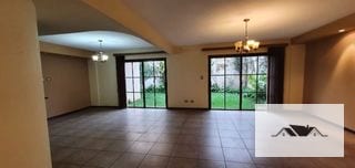 En Venta Casa Zona 16, Villas Suiza — Casa en Venta en Zona 16, Guatemala, Ciudad — miniatura 2 de 16