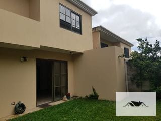 En Venta Casa Zona 16, Villas Suiza — Casa en Venta en Zona 16, Guatemala, Ciudad — miniatura 14 de 16