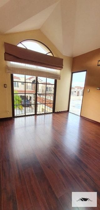 En Venta Casa Zona 16, Villas Suiza — Casa en Venta en Zona 16, Guatemala, Ciudad — miniatura 7 de 16