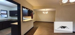 EN RENTA AMPLIA CASA ZONA 16 CONDOMINIO PORTALES DE SAN ISIDRO — Casa en Alquiler en Portal de San Isidro III, Zona 16, Guatemala, Ciudad — miniatura 11 de 16