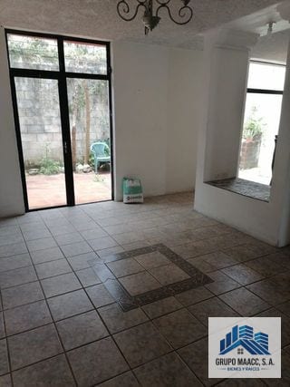 GANGA Vendo casa en condominio Maria Luisa Carretera a el Salvador km 19 — Casa en Venta en Carretera a El Salvador, Guatemala, Ciudad — miniatura 15 de 17