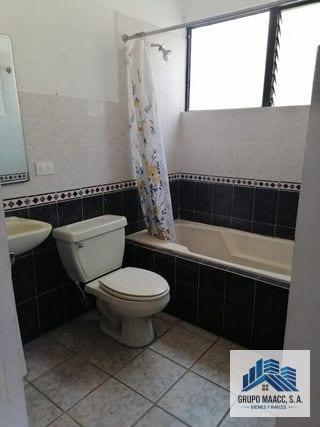 GANGA Vendo casa en condominio Maria Luisa Carretera a el Salvador km 19 — Casa en Venta en Carretera a El Salvador, Guatemala, Ciudad — miniatura 14 de 17