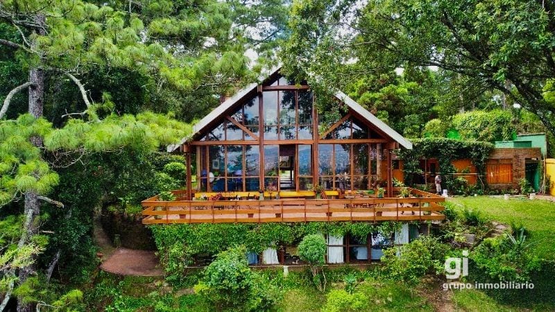 Casa en venta en condominio por Bellas Luces, rodeada de naturaleza. — Casa en Venta en Santa Catarina Pinula, Guatemala, Ciudad — foto 2 de 8