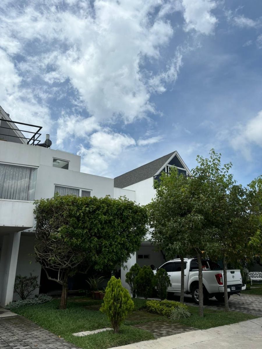 CASA VENTA CAMPOS DE SAN ISIDRO — Casa en Venta en Campos de San Isidro II, Zona 16, Guatemala, Ciudad — foto 1 de 2