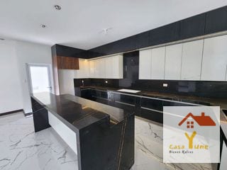 Casa en venta La Fontana Carretera Al Salvador km 25 Fraijanes — Casa en Venta en La Fontana I, Carretera a El Salvador, Guatemala, Ciudad — miniatura 8 de 12