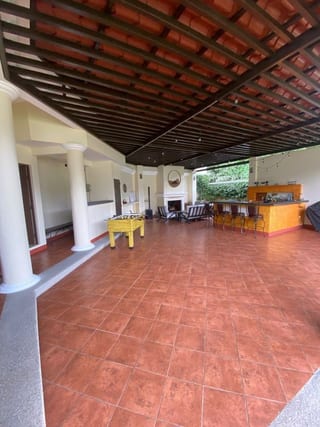 Casa en Casa y Campo en Venta — Casa en Venta en Carretera a El Salvador, Guatemala, Ciudad — miniatura 2 de 17