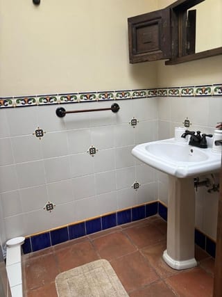 ALQUILER CASA AMUEBLADA EN ANTIGUA GUATEMALA — Casa en Alquiler en Antigua, Sacatepéquez — miniatura 4 de 16