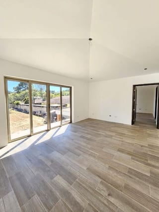 CASA NUEVA EN VENTA SAN ANTONIO — Casa en Venta en San Antonio, Carretera a El Salvador, Guatemala, Ciudad — miniatura 1 de 9